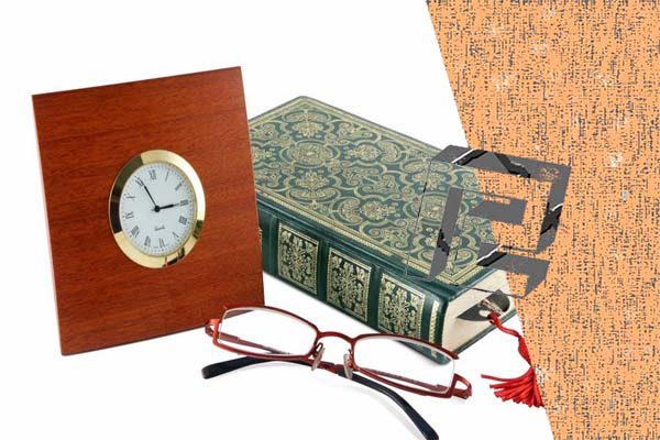تصویر موجود در ارین بیوتی ساعت رومیزی چوبی تارا